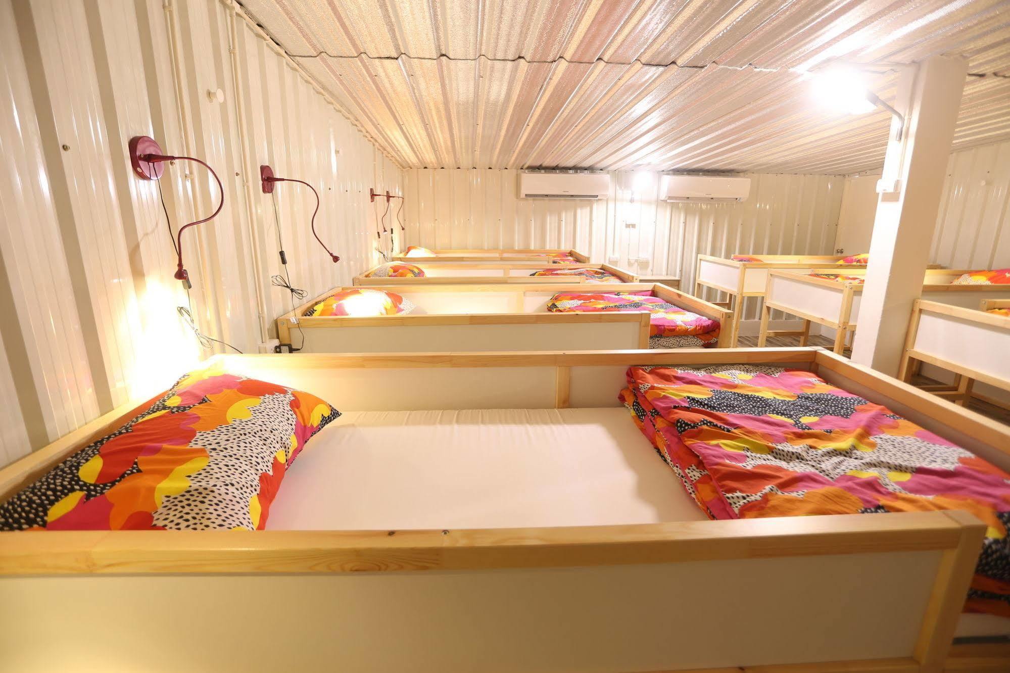 Blue Jasmine Hostel Bangkok Esterno foto